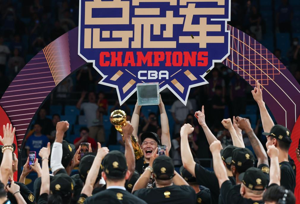 希望与失望 困境与破局——中国篮球的2025