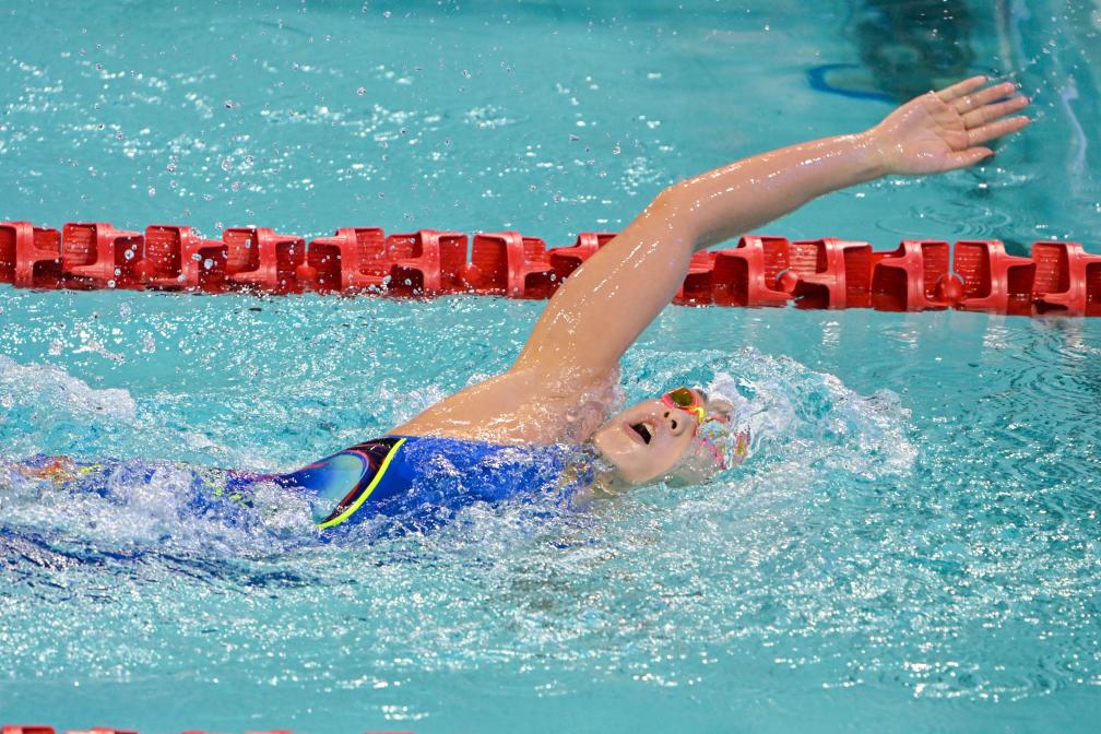 中国游泳公开赛:汪顺亮相夺银 于子迪三金收官