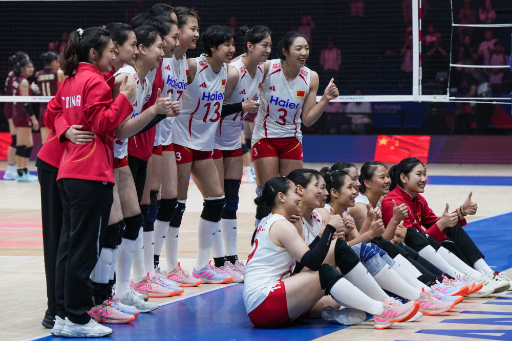 中国女排在起伏中淬炼青春力量