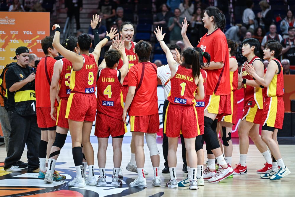 “一超多强”格局未变 中国女篮希冀未来——女篮世界杯综述