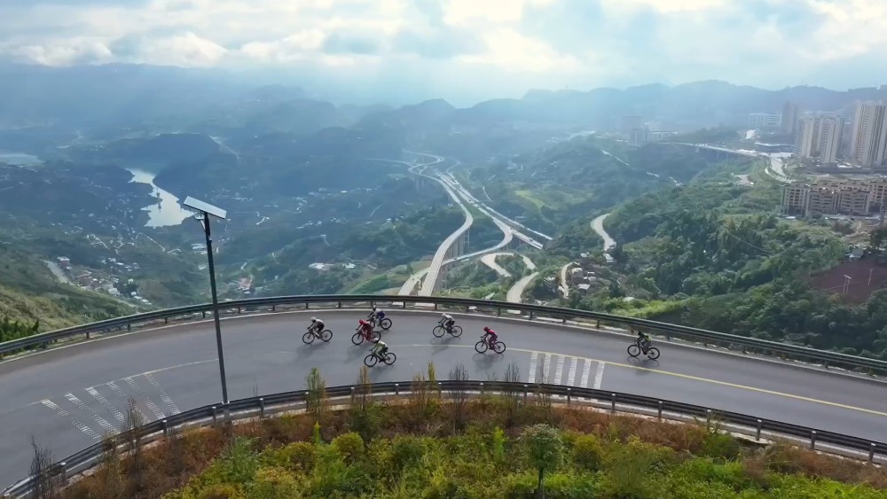 2026环三峡自行车赛10月16日鸣枪开赛 2026环三峡自行车赛10月16日鸣枪开赛