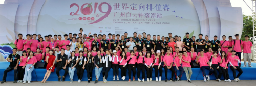 DNF:偶遇泰伯尔斯五套合一大佬,两千个鸟背材料随手倒海里!