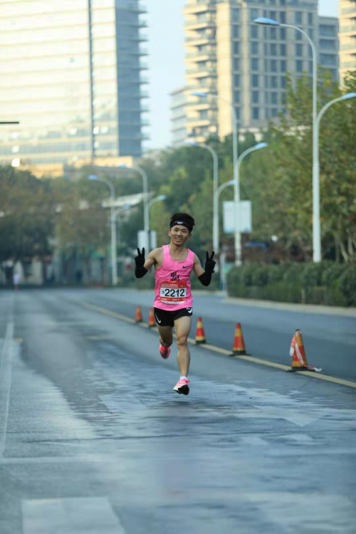 2020杨浦新江湾城云上跑 体验运动带来的快乐