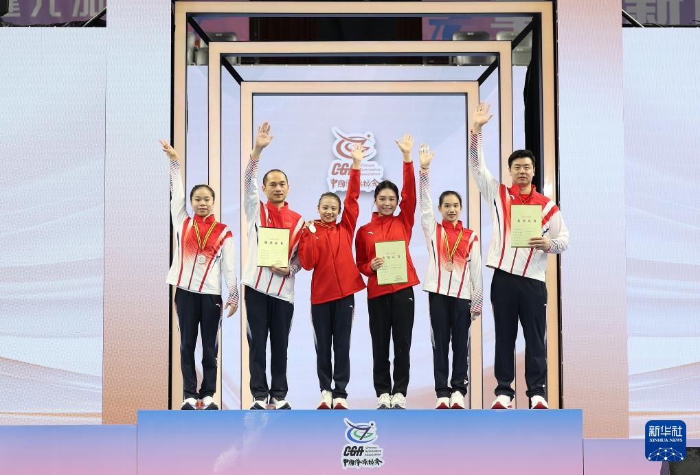 全国体操锦标赛：邱祺缘夺得女子高低杠冠军