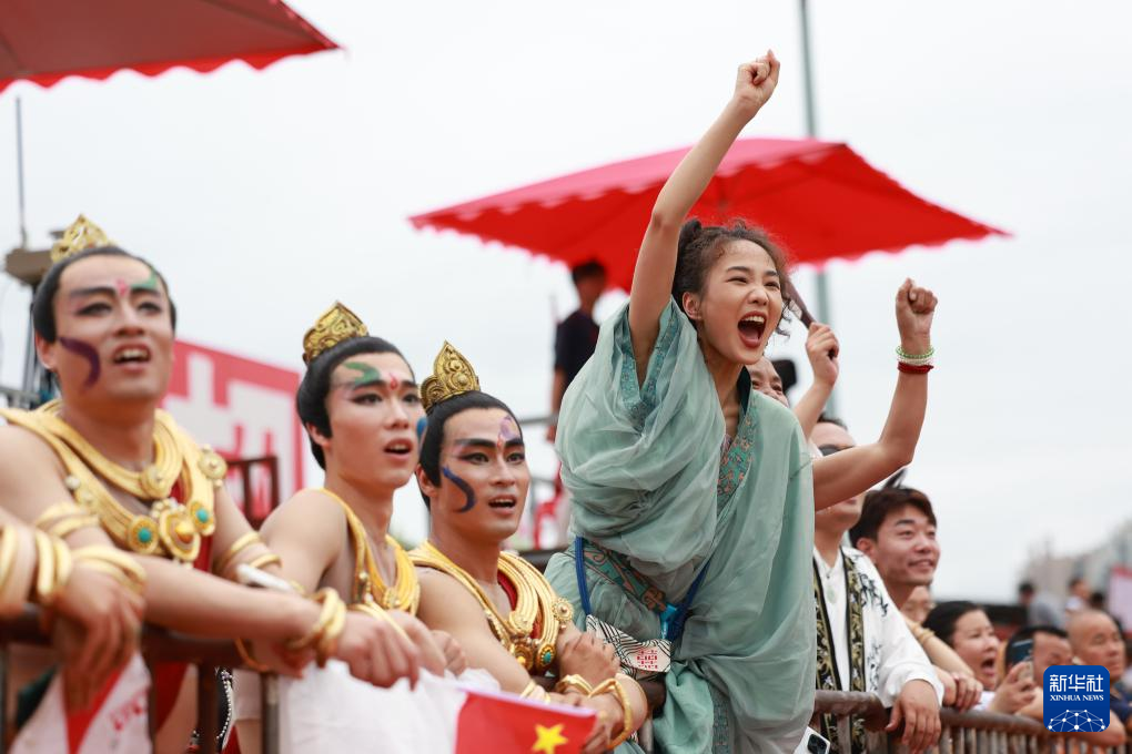 贵州“村超”上演端午好戏