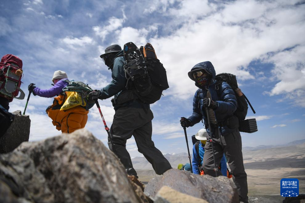 登山——挑战，为登峰