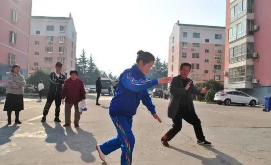 “奋进新征程，运动促健康”——国际志愿者日 全民健身志愿服务掀热潮