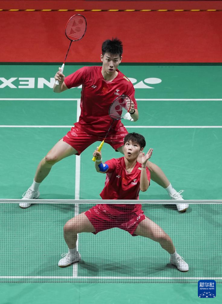 羽毛球——马来西亚大师赛：冯彦哲/黄东萍夺得混双冠军