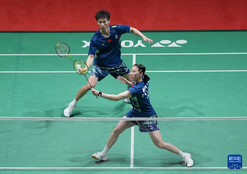 羽毛球——马来西亚大师赛：冯彦哲/黄东萍夺得混双冠军
