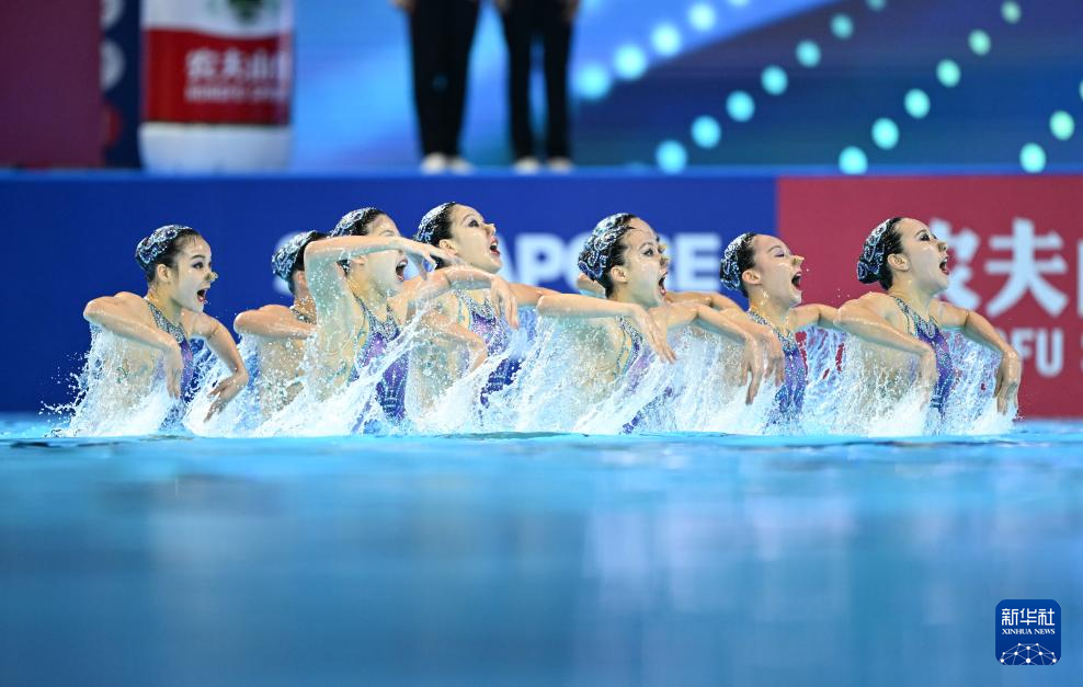 花样游泳——中国队获集体自由自选冠军