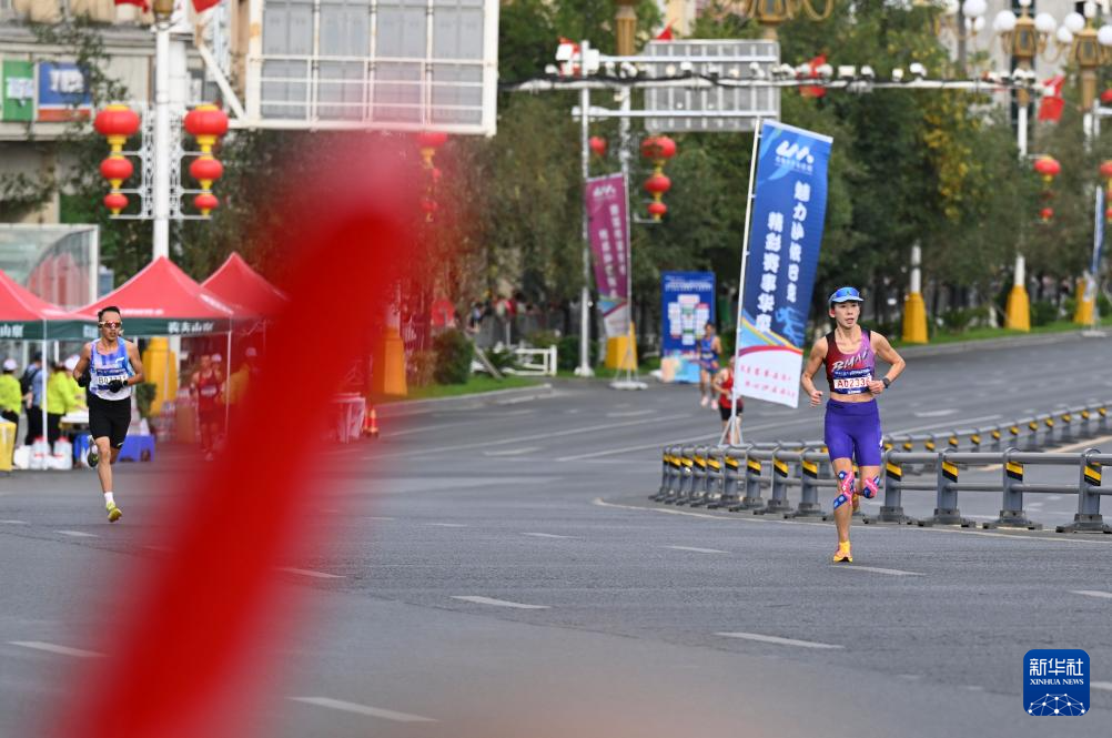2025乌鲁木齐马拉松开跑