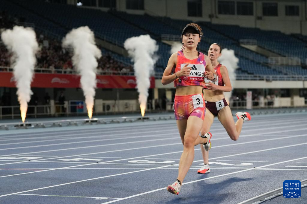 2025年世界田联洲际巡回赛：梁田田夺得女子3000米冠军