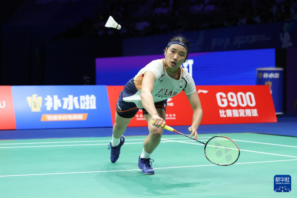中国羽毛球大师赛：安洗莹获女单冠军