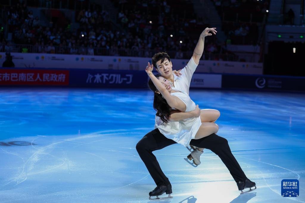 花样滑冰——中国杯:表演滑举行