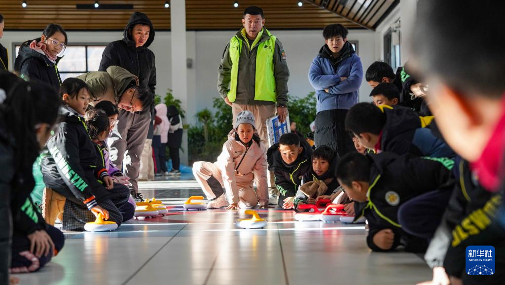 “雪假”开启 吉林青少年奔赴冰雪运动之约