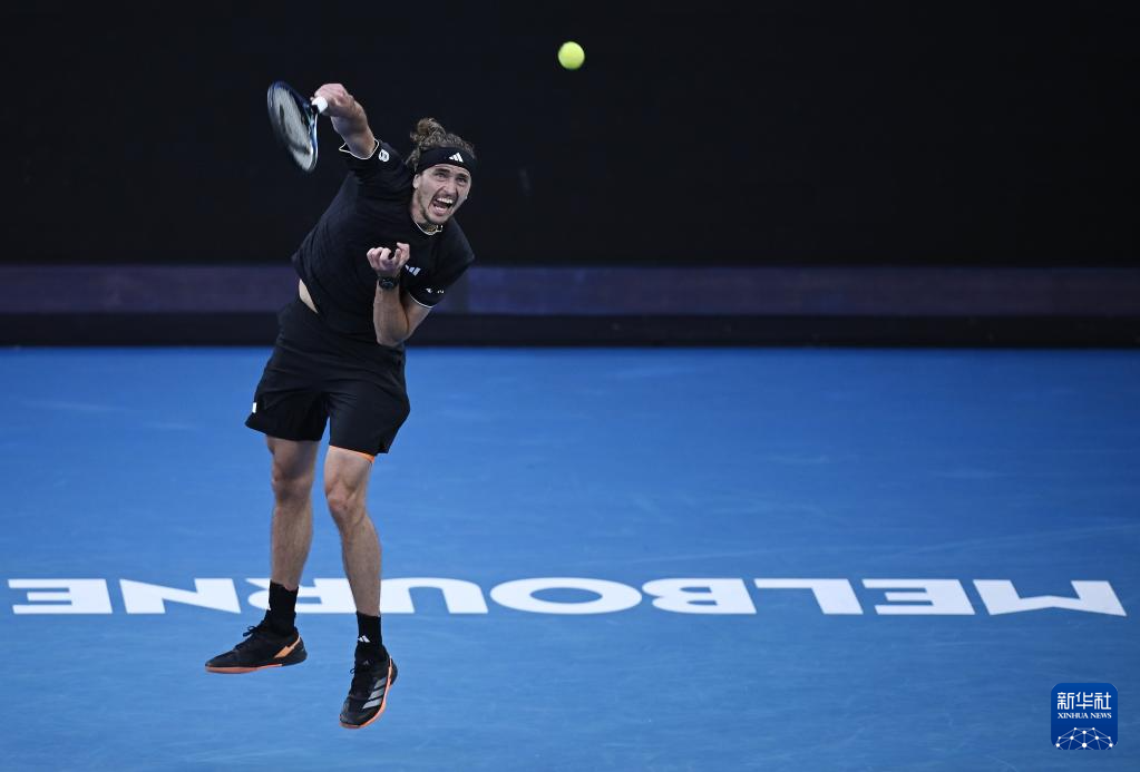 澳网:兹韦列夫晋级男单第三轮