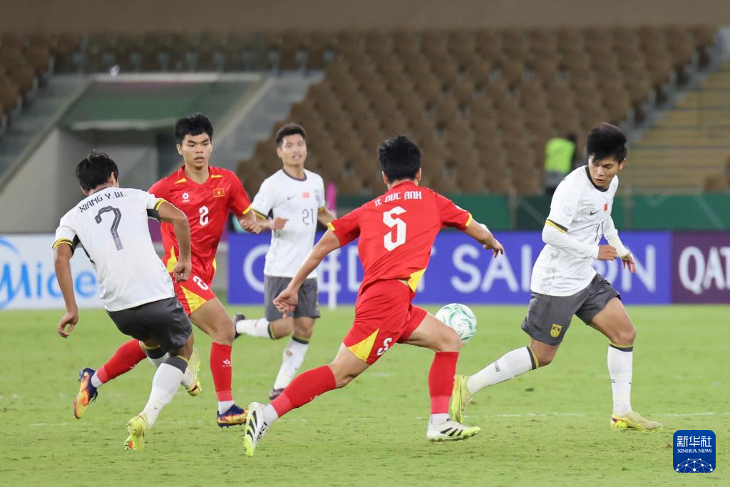足球——U23亚洲杯:中国队晋级决赛