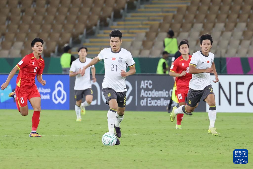 足球——U23亚洲杯:中国队晋级决赛