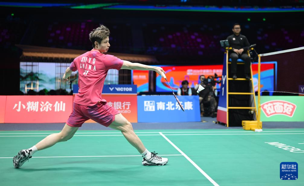 羽毛球亚锦赛|石宇奇夺得男单冠军