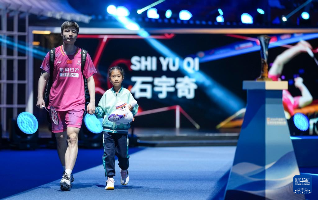 羽毛球亚锦赛|石宇奇夺得男单冠军