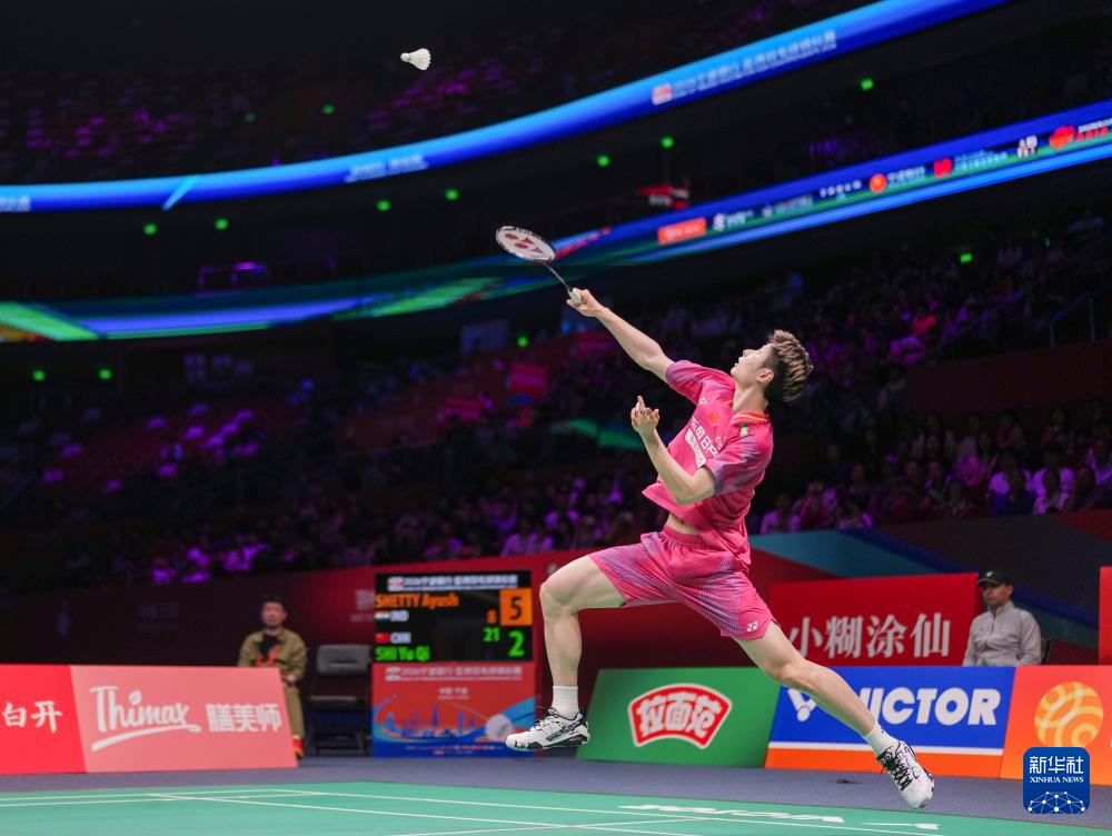 羽毛球亚锦赛|石宇奇夺得男单冠军