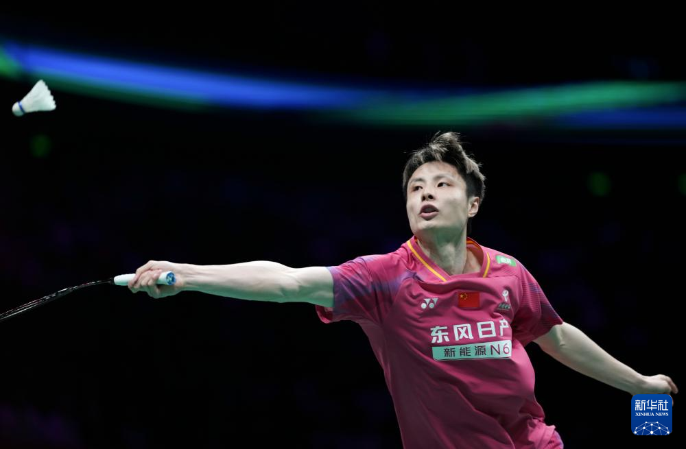 羽毛球亚锦赛|石宇奇夺得男单冠军