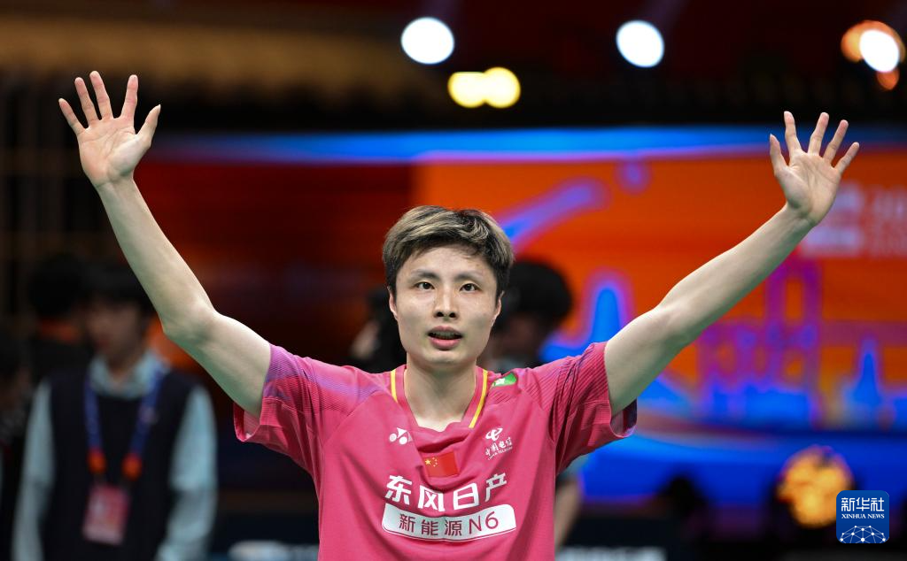 羽毛球亚锦赛|石宇奇夺得男单冠军