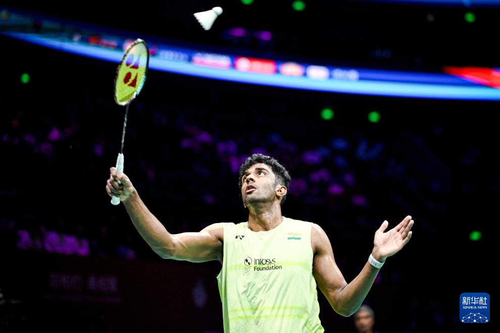羽毛球亚锦赛|石宇奇夺得男单冠军