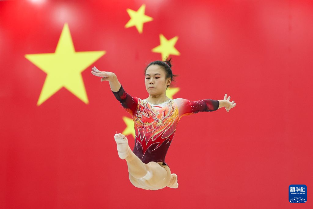 中国体操女队在京进行亚运会、世锦赛实战测验
