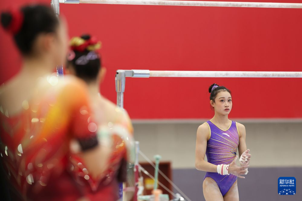 中国体操女队在京进行亚运会、世锦赛实战测验